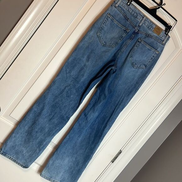 KOAJ BASIC 90S HIGH RISE STRAIGHT LEG MEDIUM WASH JEANS - 10 - Picture 3 of 6